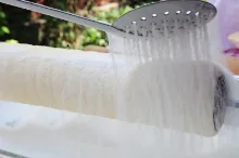 Adding sugar before baking by strewing — image 1