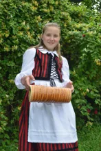 Children and the Kürtősh Kalách — image 2