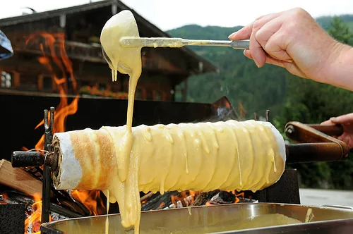 A kürtőskalács eredete és rokonsága